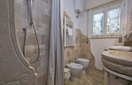 Huge Holiday Home in Marina di Castagneto Carducci near Sea - Foto 75