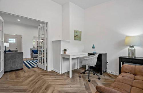 Remodeled 4 Bedroom Home Close to Downtown Frisco. - Foto 8