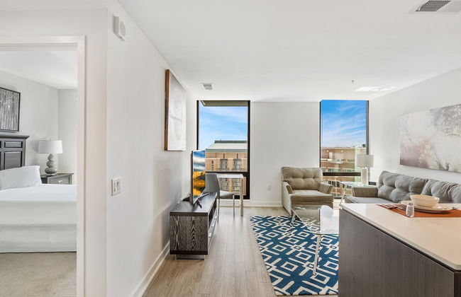 Global Luxury Suites at Reston Town Center - Photo 75