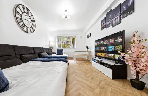 Balham Luxury Apartment 6 Min Walk to Underground and Overground Prime Balham Location - Photo 13