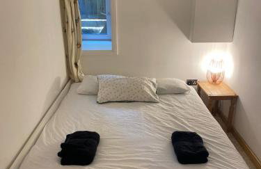 Spacious 2 Bedroom Apartment near Seafront - Photo 8