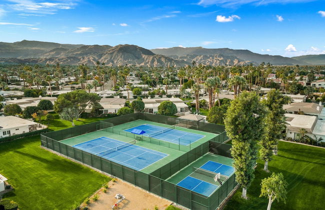 The Wells at Indian Wells - Free Golf Usage - Foto 9