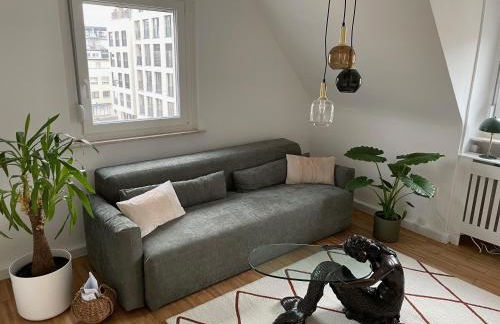 Meerjungfrau - W14, zentral in Bahnhofsnähe, Küche - Foto 1