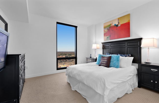 Global Luxury Suites at Reston Town Center - Photo 37