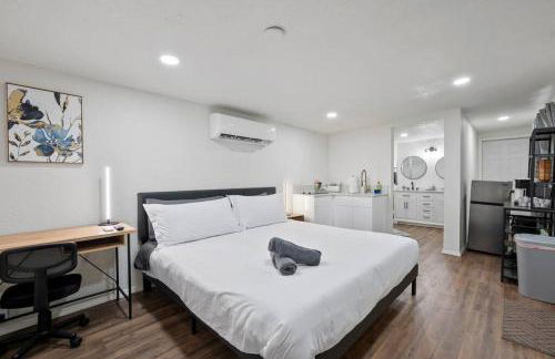 Casita 5 Miles From Downtown Phoenix #B - Photo 1