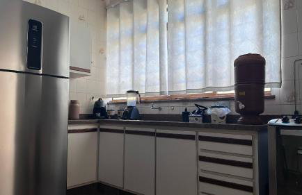 Casa com Piscina no Centro - 13 pessoas - Churrasqueira - Elegante - Foto 12