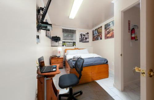 Booking.Com Exxlusive: Fully Furnished One Bedroom Entire Apartment With Full Size Bed. For One Person Or Couple, Soulmate Positive Friendship - Foto 14