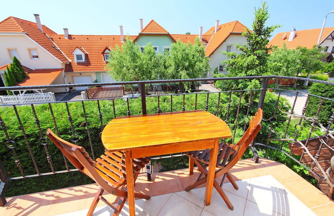 Levendula Apartman - Photo 21