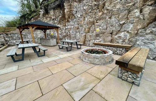 Rock Mill - Luxury 1 Bedroom Apartment 14 with Private Balcony - Foto 28