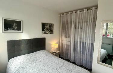 gîte 65 m2 200 m gare t-g-v et fac 400 m centre-ville grand parking 250 places gratuit face au logement - Foto 12