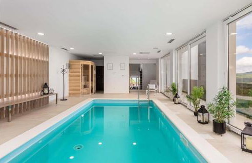 Nice Home In Udbina With Sauna - Photo 2