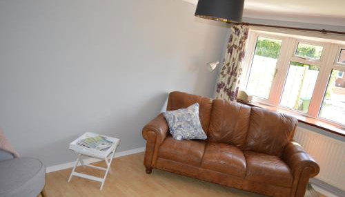 Cheerful 3 bedroom property set in the countryside - Foto 2