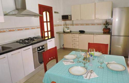 PRECIOSA CASA CON PISCINA AL LADO DE LA PLAYA - Foto 6