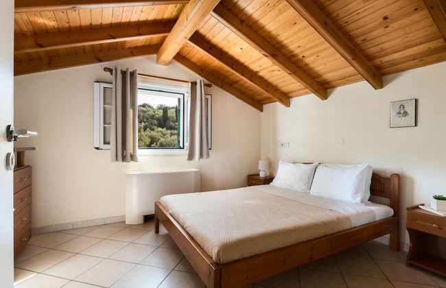 Four-Bedroom Villa Alexandros - Photo 2