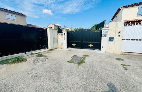 Studio Soleil - Piscine, Parking, Jardin, Calme, Wifi, 2 personnes - Foto 42