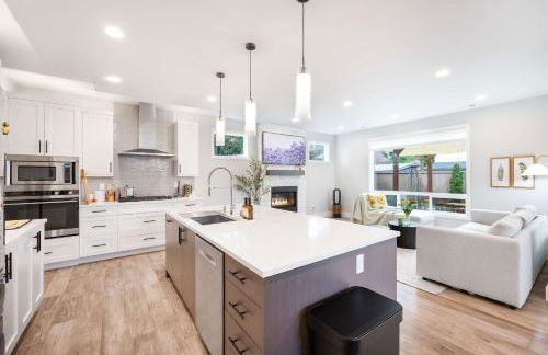 Modern 4BR Family Oasis - Treehouse Bunk &Game Room - Foto 16