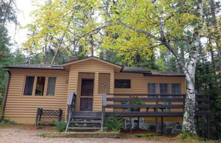 Traditional Cabin - First on the Water - Nearest to Marine - Netflix CB10 - Foto 1