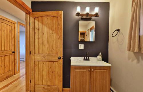 Lakeside Lodge at Fern Lake - 3BR, 1BA Waterfront with Dock - Foto 25