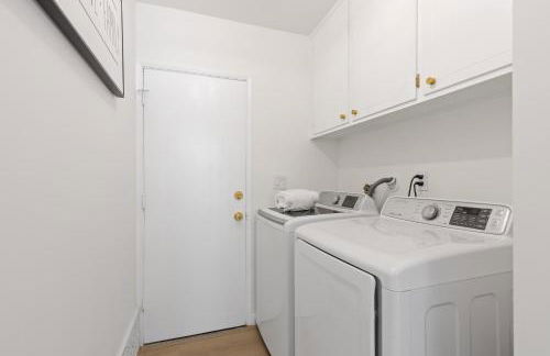 NEW Remodeled Northridge 5 Bedroom Near CSUN & Sherwood Forest - Foto 27