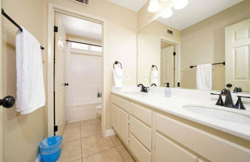 Pool-BBQ-View-Balcony-Fireplace-King-Garage-WD - Foto 19