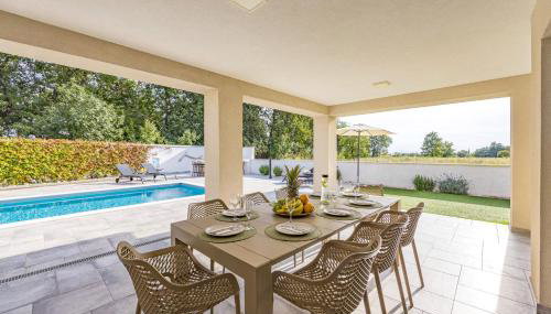SPECIAL OFFER! NEW LUXURY APARTMENT with pool, fitness, outdoor bar&grill - Foto 4