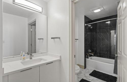 Urban Oasis - Balcony, Free Parking, Views, Gym - Foto 32