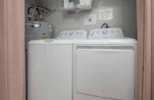 Beach Getaway for 15 A Few Steps from the Sand - Foto 63