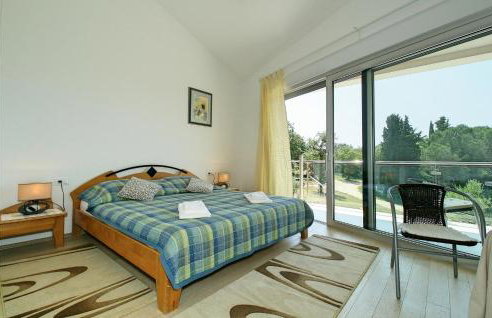 3 Bedroom Gorgeous Home In Svivan - Foto 22