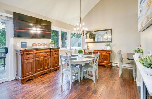 Gilford Townhome with Lakefront Beach and Pool Access! - Photo 8