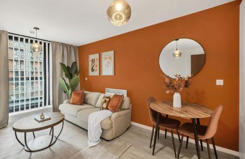 Modern 1BR Apartment Near ExCeL London & O2 Easy Access to Central London - Foto 11