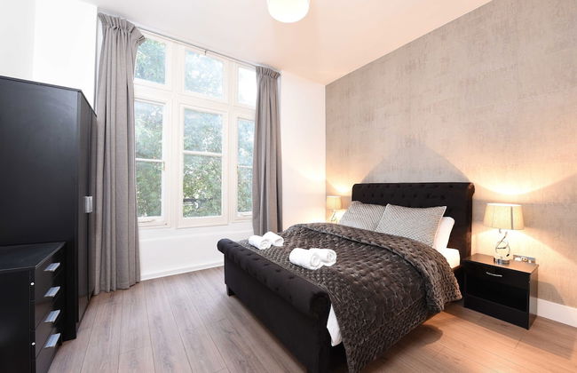Spacious & Modern 2 Bed Apartment at Knightsbridge London - Photo 8
