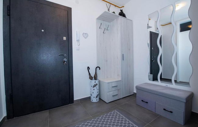 Beautiful Athena Apartment Located in Lukavica - Foto 3