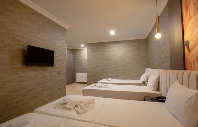 La Vie Suit Hotel - Photo 6