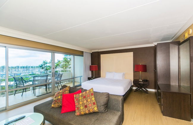 Spacious One Bedroom Harbor View Condos at Ilikai Marina With Private Balcony - Foto 12