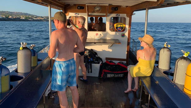 Giro in barca ad Aci Trezza