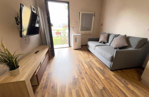 Dascio Lakefront with Private Garden and Parking - Foto 4