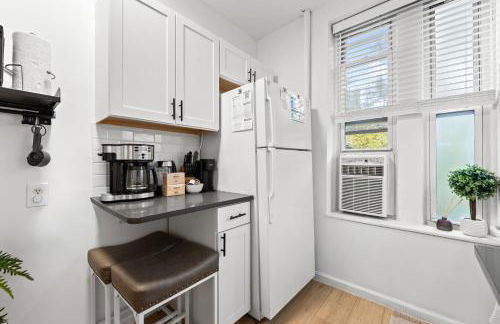 Convenient 2BR - Walking distance to Times Square - Foto 19