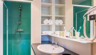 HOTEL CERISE - LES SOURCES Luxeuil-les-Bains - Foto 4