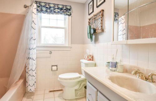 Spacious w Basketball Court & Playground - Foto 25