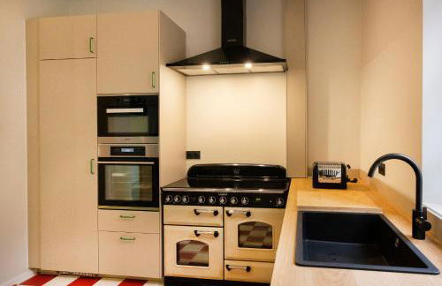 Private Oasis: Luxe 20-guest Estate, Jacuzzi, 8 Ha - Foto 62