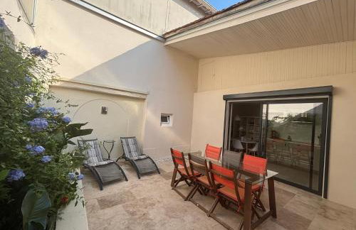The Courtyard of Cognac A Family Home - Foto 4