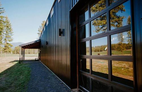 Luxe Nordic Barndominium Retreat at Black Pine - Foto 41