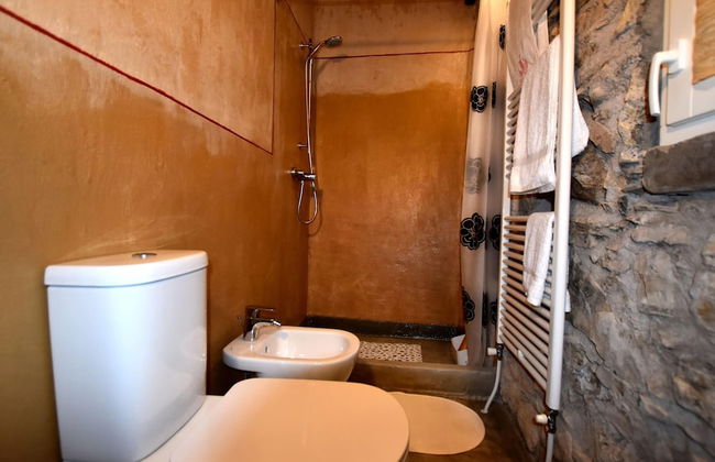 Ancient, Renovated Farmstead With Private, Equipped Garden - Photo 13