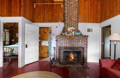 Four Bedroom Lakefront Cabin Rental near Hanover, New Hampshire - Foto 4