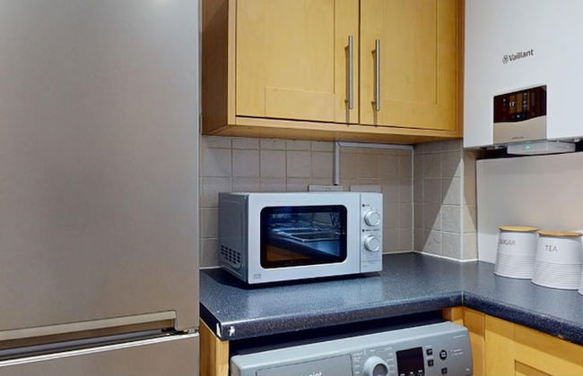 Romford Retreat - Modern 2BR Apartment - Photo 7