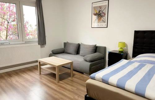 near Düsseldorf Messe and Airport, two Bedrooms, Parking, Kitchen and Garden - Foto 3