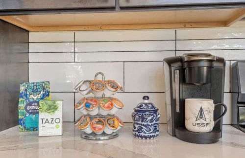 34 Acre Escape Games Hiking Pool Table Bicycles - Foto 21