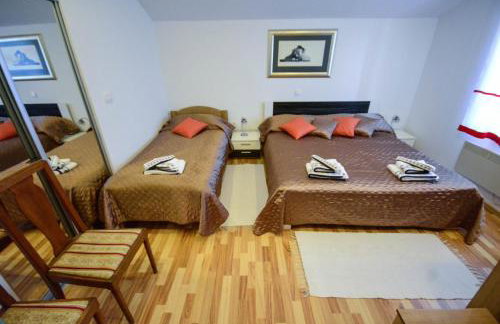 Holiday Home "JADRANKA" - Foto 52