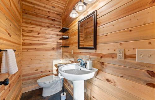 Cabin 2 Peaceful Cabin Near River with Fire Pit and Hot Tub - Foto 20