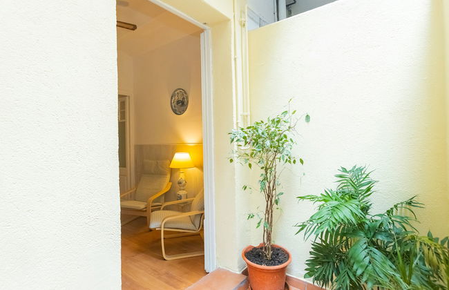 2 bedroom Apartment in Barcelona - Photo 18